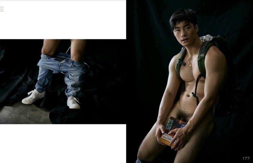หนุ่มหล่อขึ้นปก 52