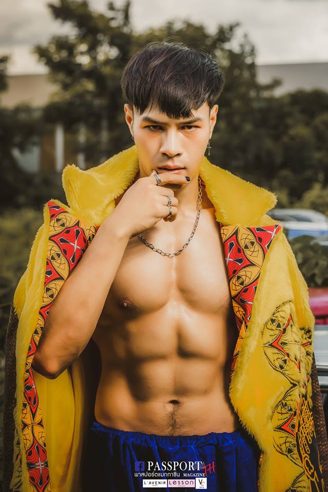 หล่อ ล่ำมาก หนุ่มคนนี้ เจ๊หล่ะเลิฟเลย