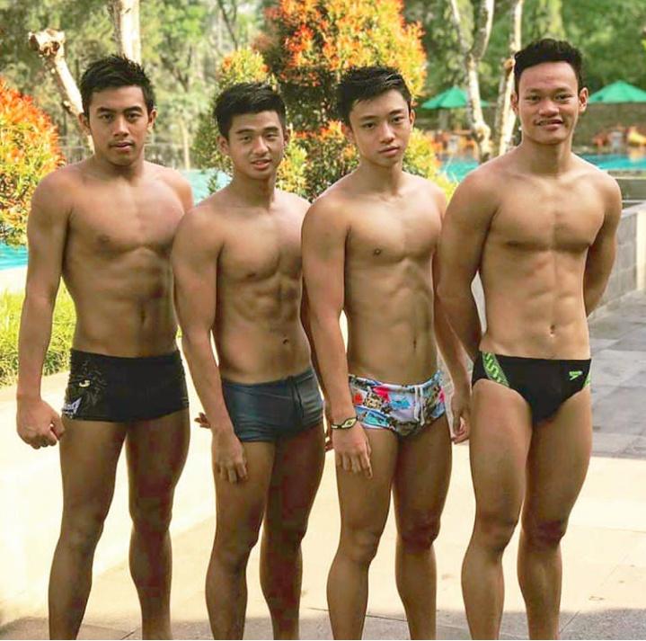 ดีต่อใจ#49(ว่ายน้ำ..กับหนุ่มๆ)