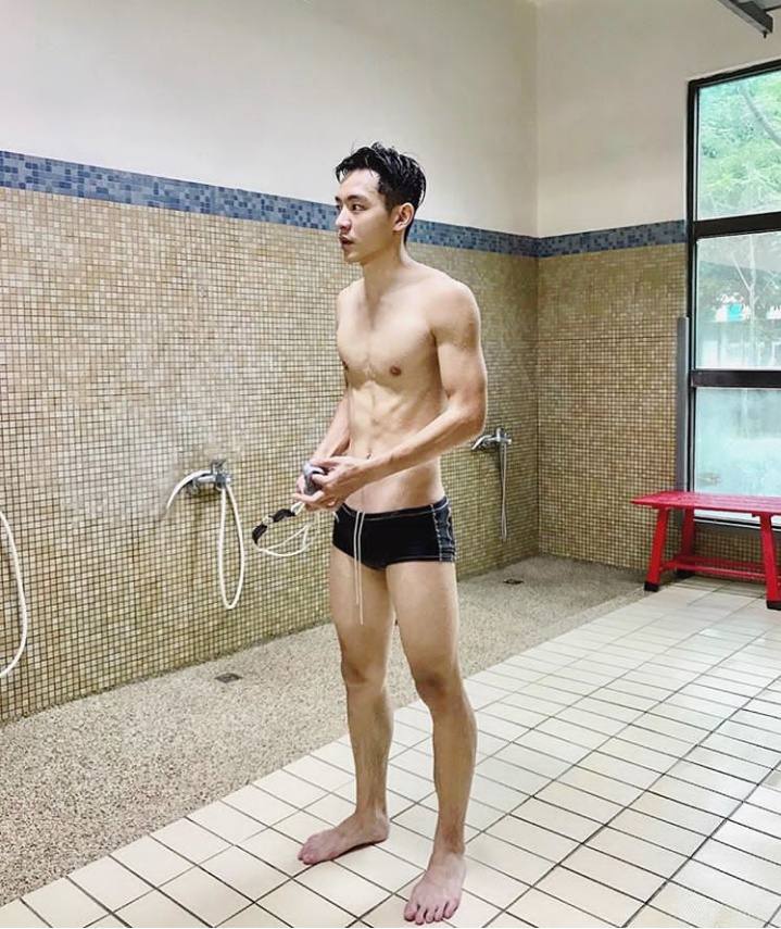 ดีต่อใจ#49(ว่ายน้ำ..กับหนุ่มๆ)