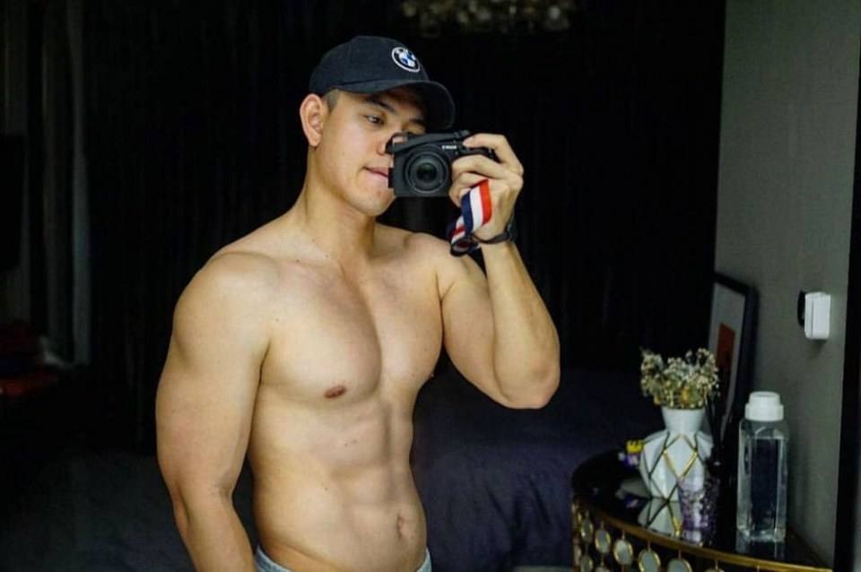 สามีขาวน่าเจี๊ย..
