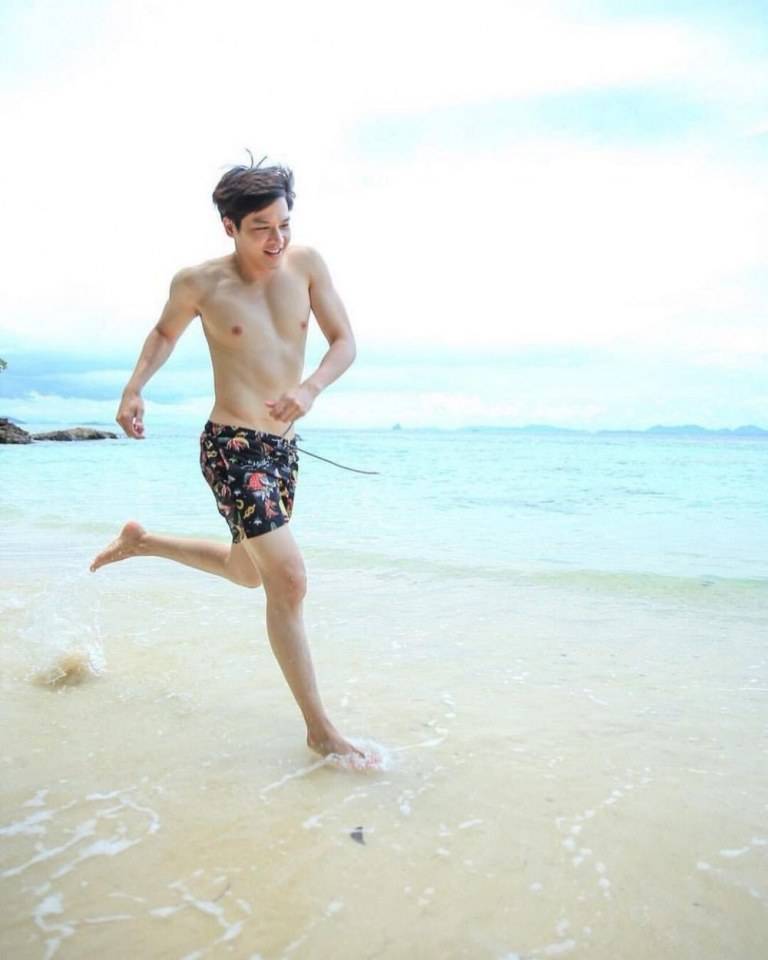 สามีขาวน่าเจี๊ย..
