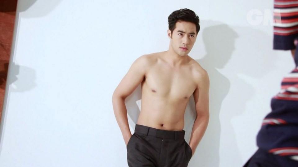 ท๊อป จรน เข้มแซ่บ