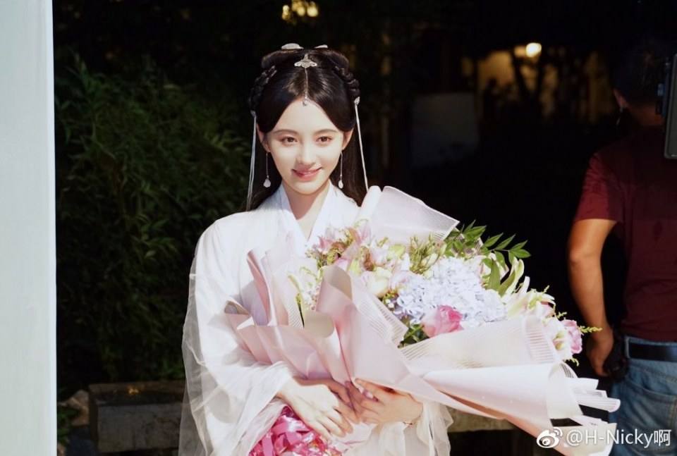 ละคร นางพญางูขาว 2018 เวอร์ชั่น จวีจิ้งอี 鞠婧祎 Legend of White Snake《新白娘子传奇》2018 2