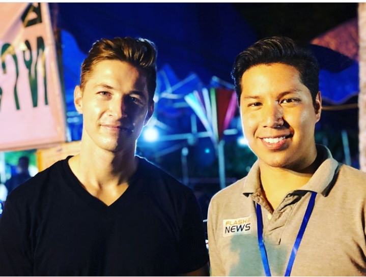 เจมส์ ลองแมน ผู้สื่อข่าวรูปหล่อช่องABC New