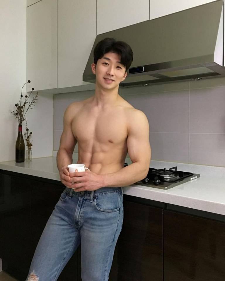 สามีกล้ามสวย04