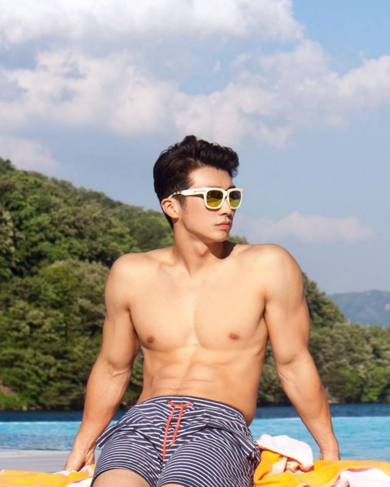สามีกล้ามสวย04