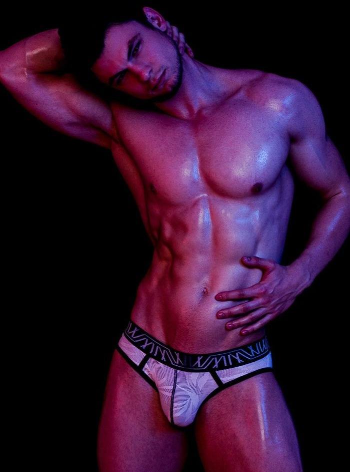 Hot guy in underwear 337