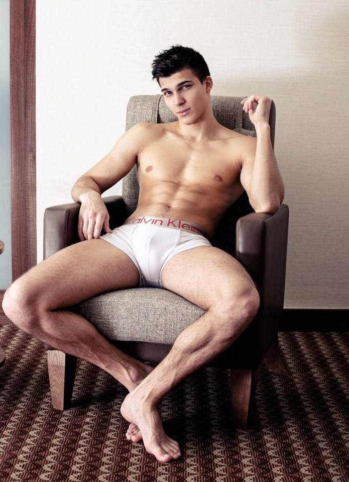 Hot guy in underwear 337