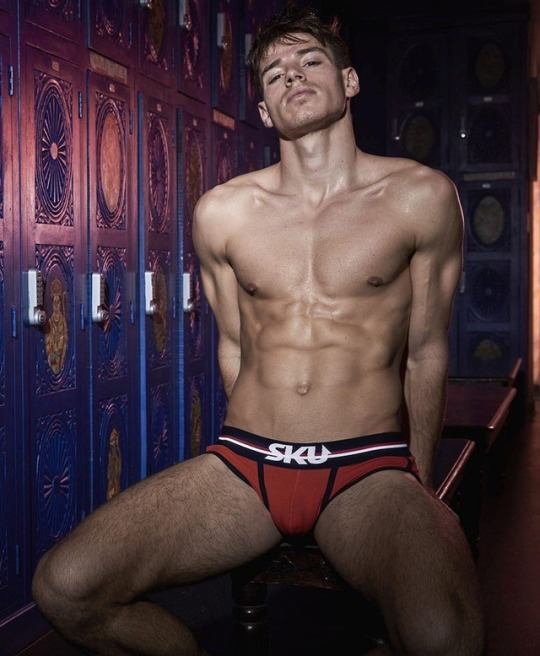 Hot guy in underwear 337