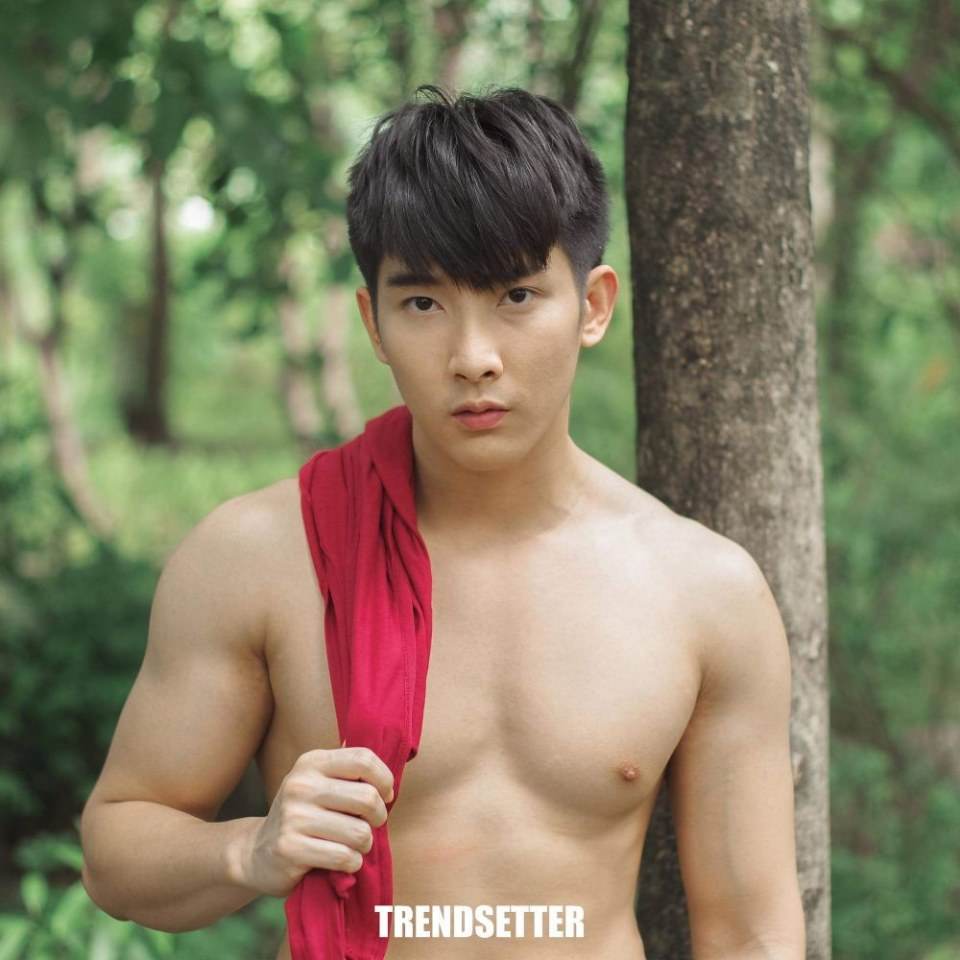Aekthong นายแบบหนุ่มหล่อ เจ๊หละเลิฟเลย