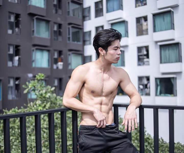 เลียนมช่วงเที่ยง