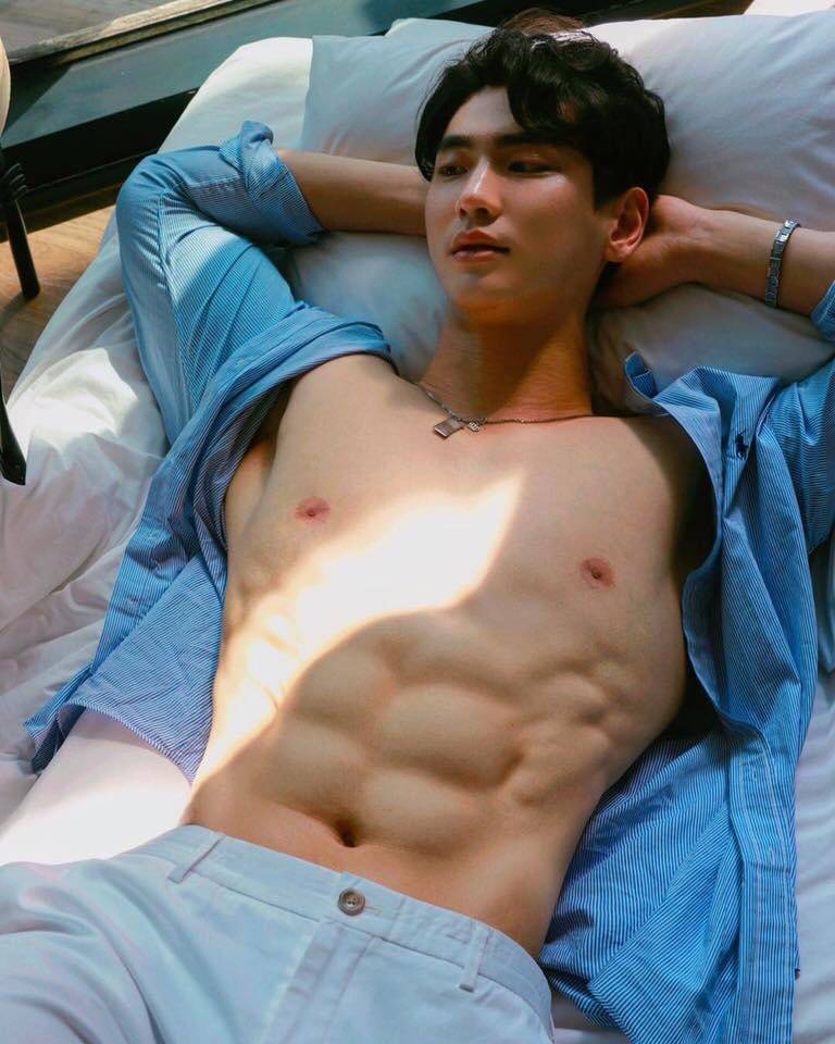 เลียนมช่วงเที่ยง