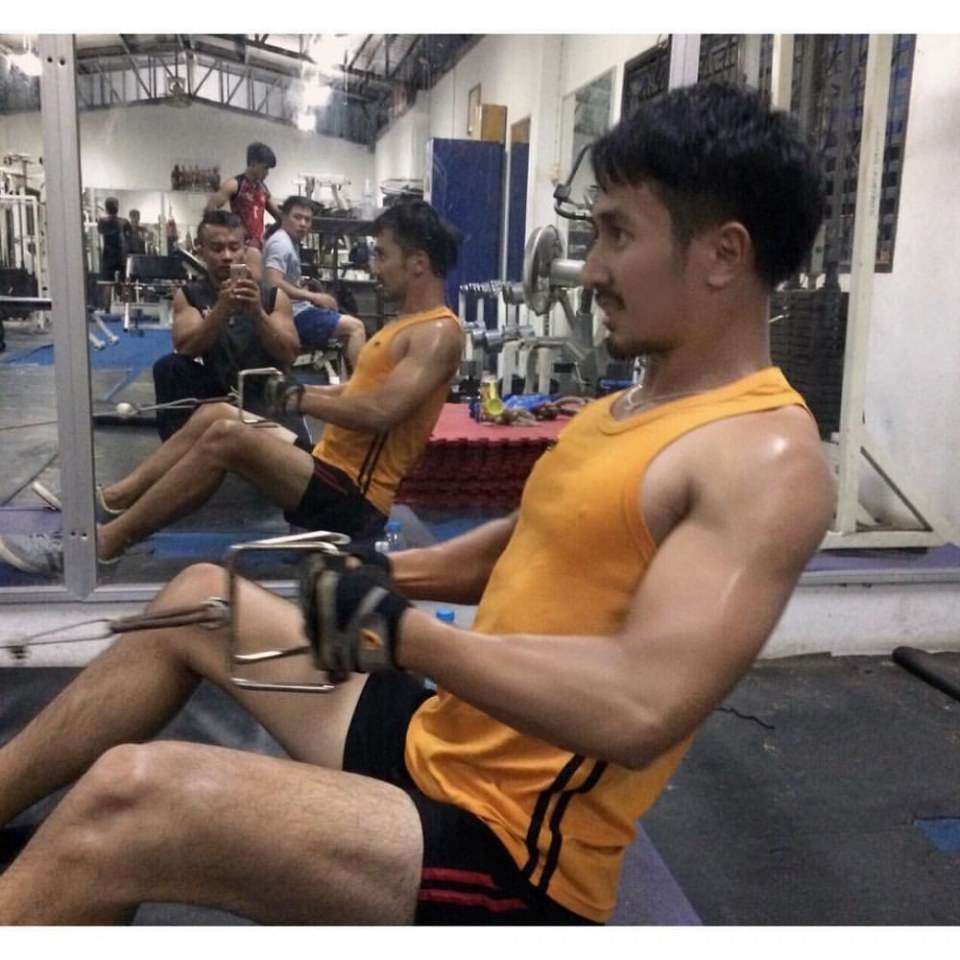 ล่ำทำหรรมแข็ง