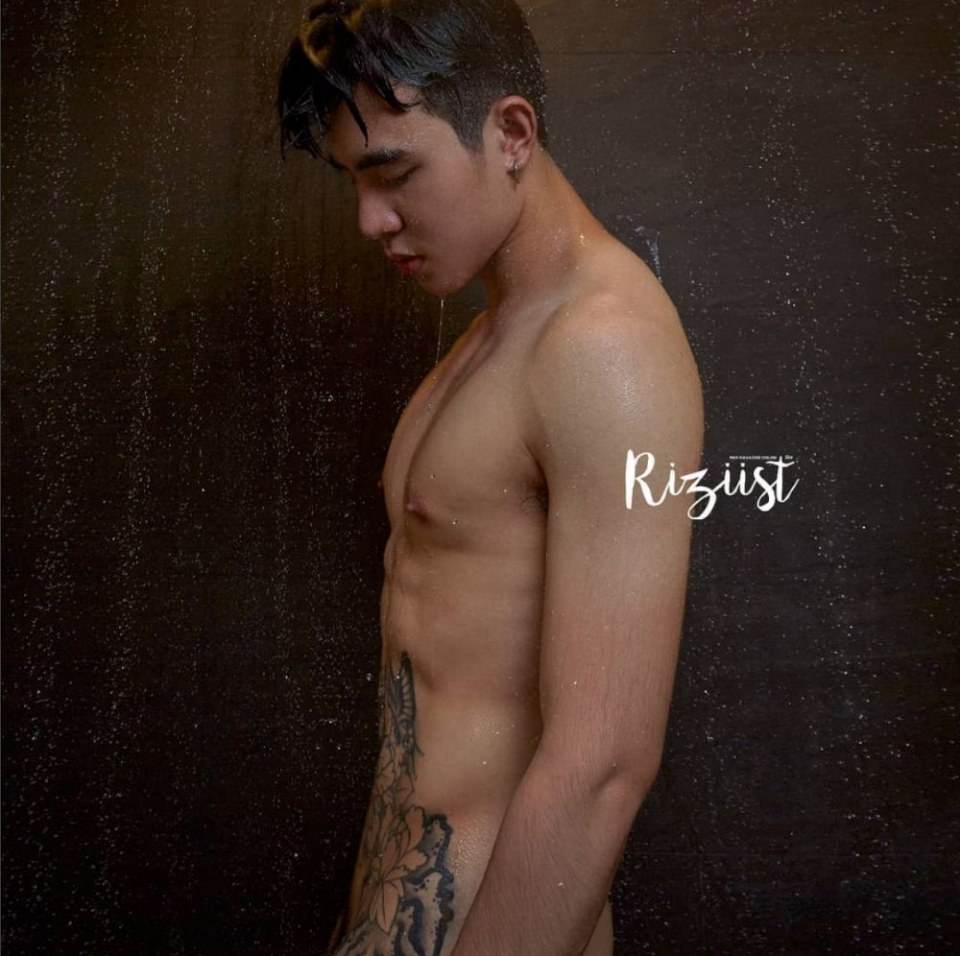 ถอดโชว์เรือนร่าง 2241
