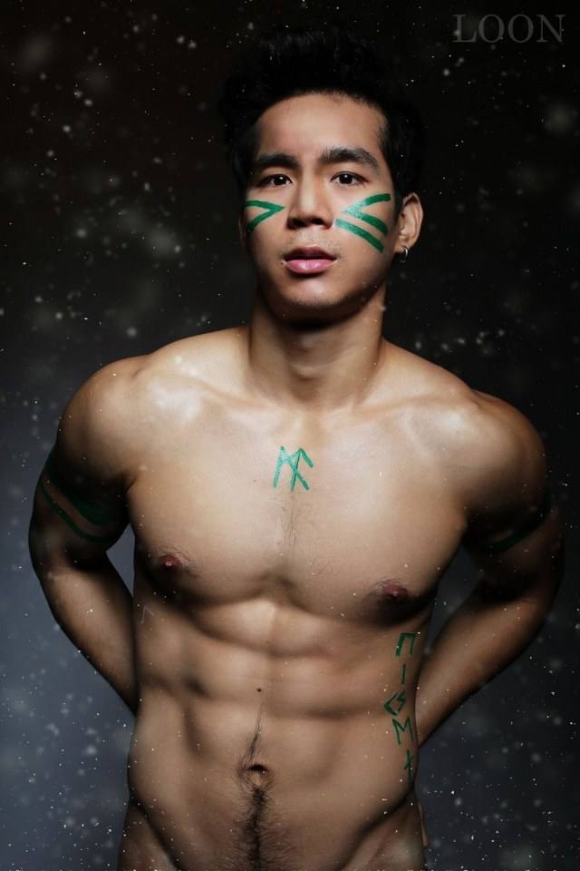 ถอดโชว์เรือนร่าง 2241