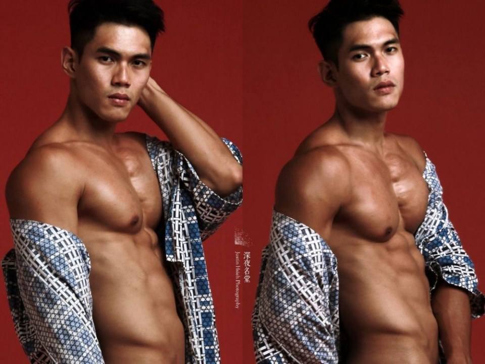 ถอดโชว์เรือนร่าง 2245