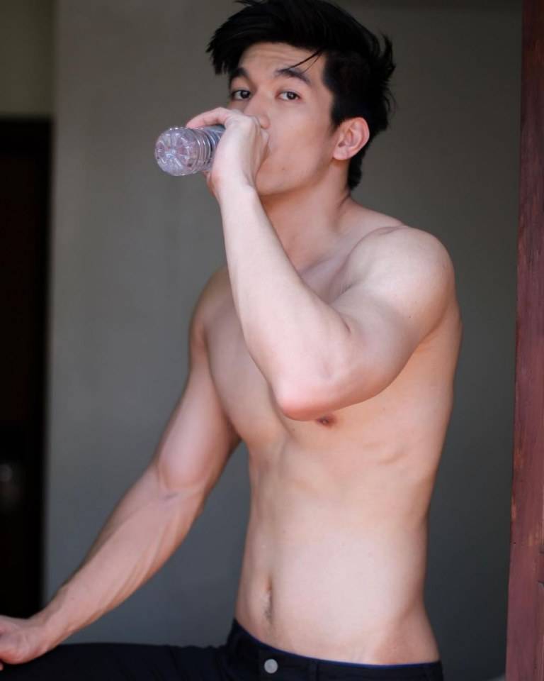 สามีขาวจุง