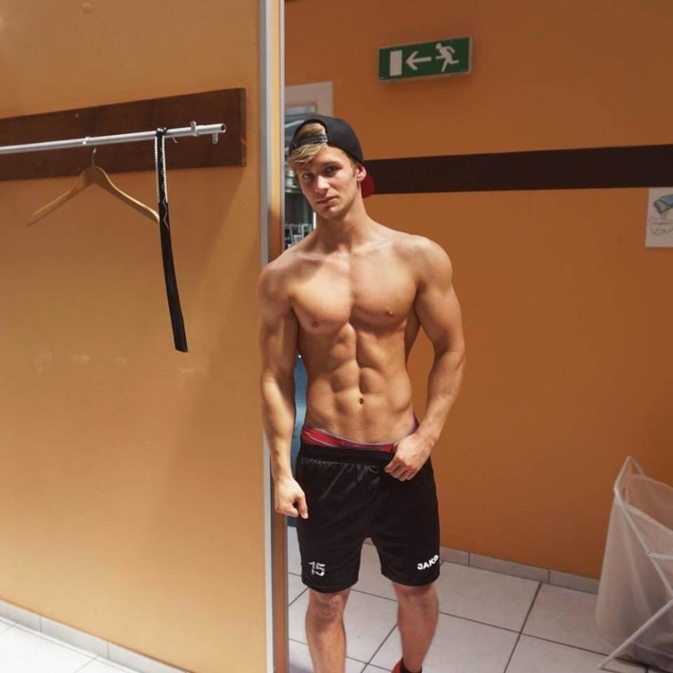 male body 098