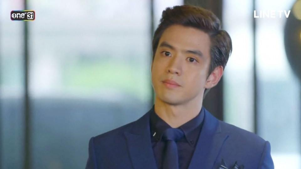 เปิดวาร์ป “ฟิล์ม ธนภัทร” หรือ “บอสวศิน” ในละคร “เมีย 2018” หนุ่มหล่อเสน่ห์แรง ที่สาวๆกำลังกรี๊ดหนักมาก!