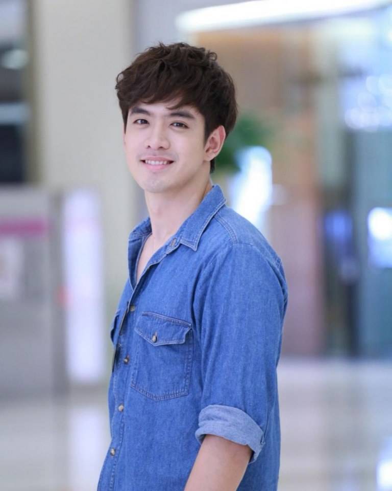 เปิดวาร์ป “ฟิล์ม ธนภัทร” หรือ “บอสวศิน” ในละคร “เมีย 2018” หนุ่มหล่อเสน่ห์แรง ที่สาวๆกำลังกรี๊ดหนักมาก!