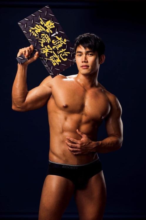 male body 100
