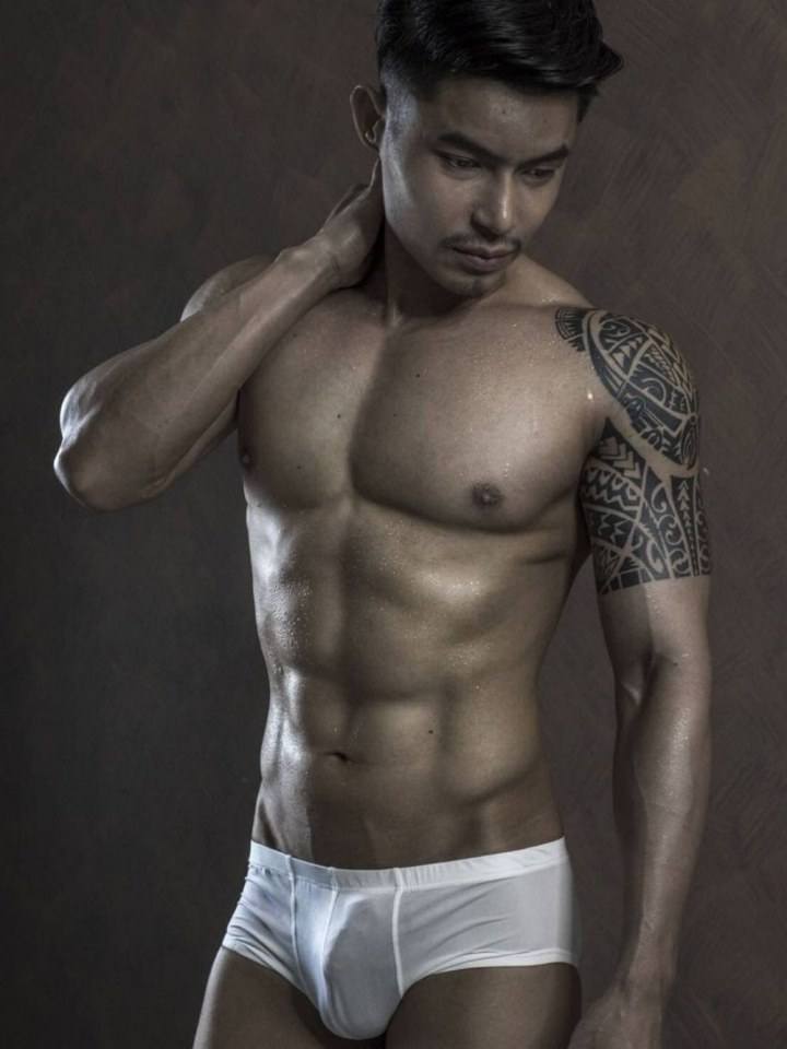Hot guy in underwear 338