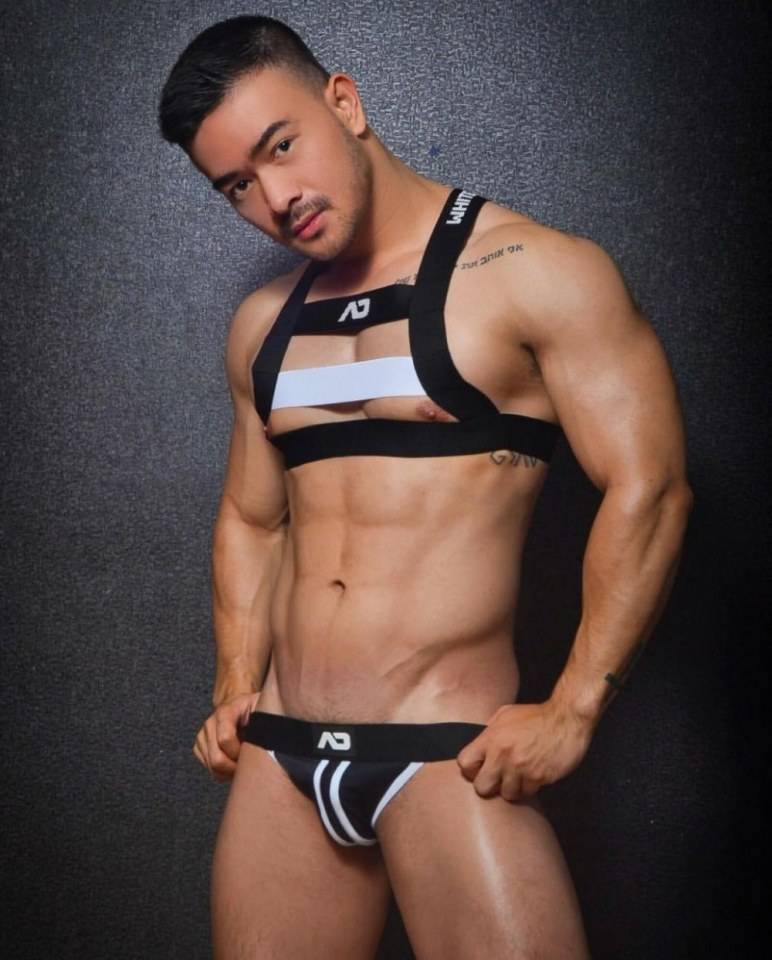 Hey guys 044 (18+)