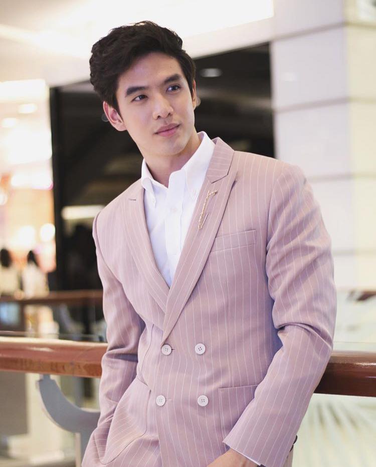 ฟิล์ม ธนภัทร @film.thanapat