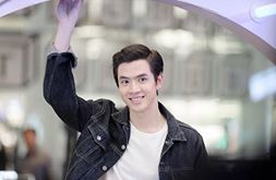 ฟิล์ม ธนภัทร @film.thanapat
