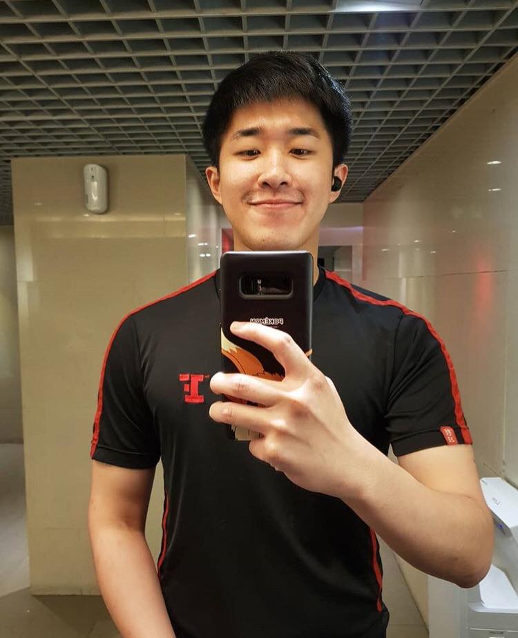 ผู้ชายน่ากอด ๕