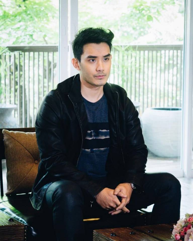 ดาราหน้าเข้ม