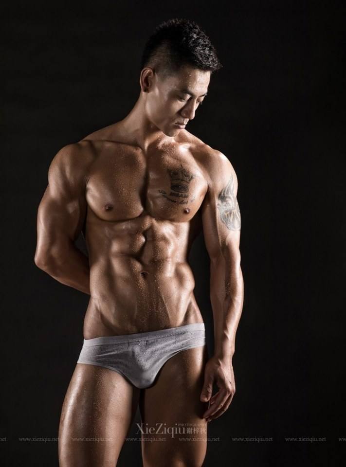 Hot guy in underwear 339