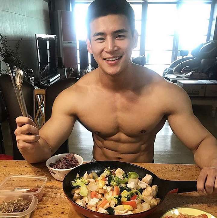 เลียน้ามแตก