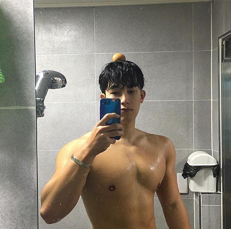 เลียน้ามแตก