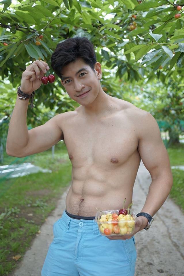 เลียน้ามแตก