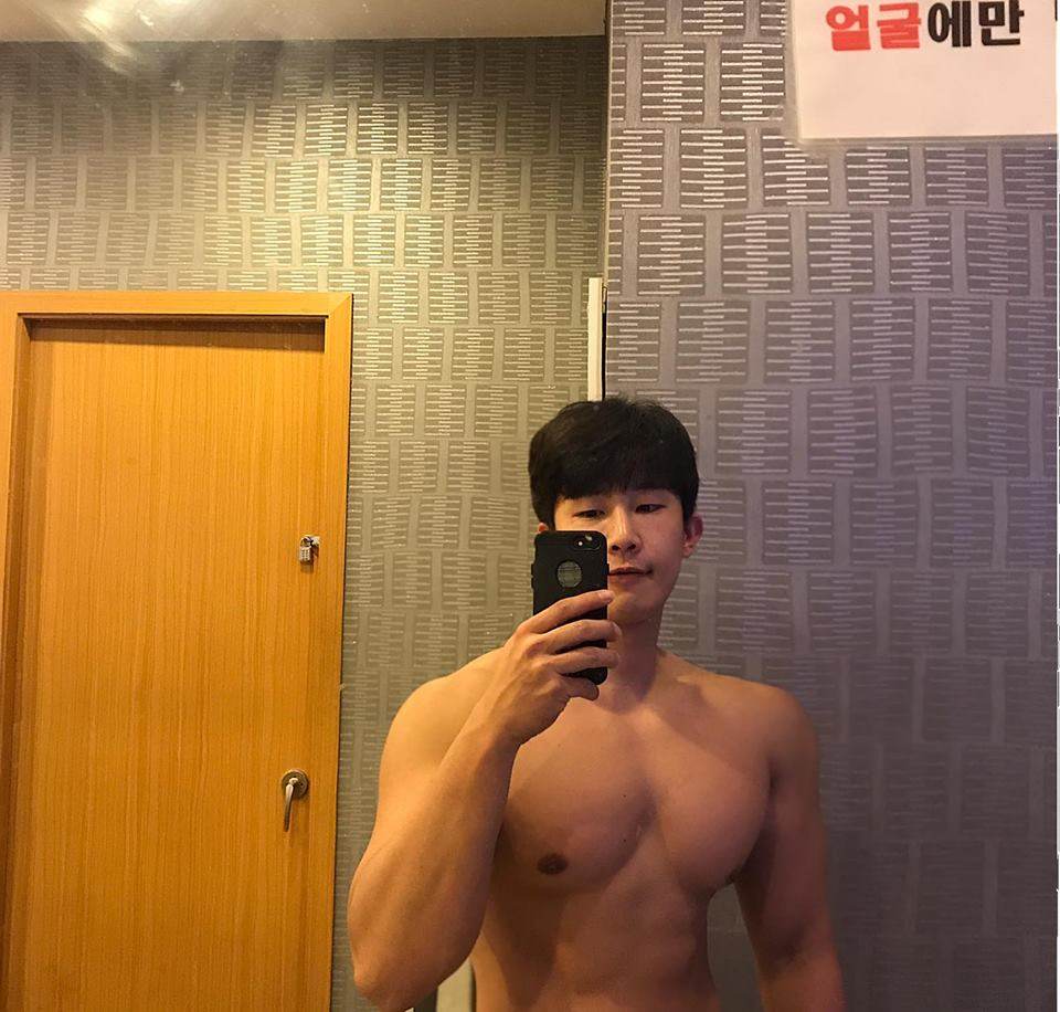 เลียน้ามแตก