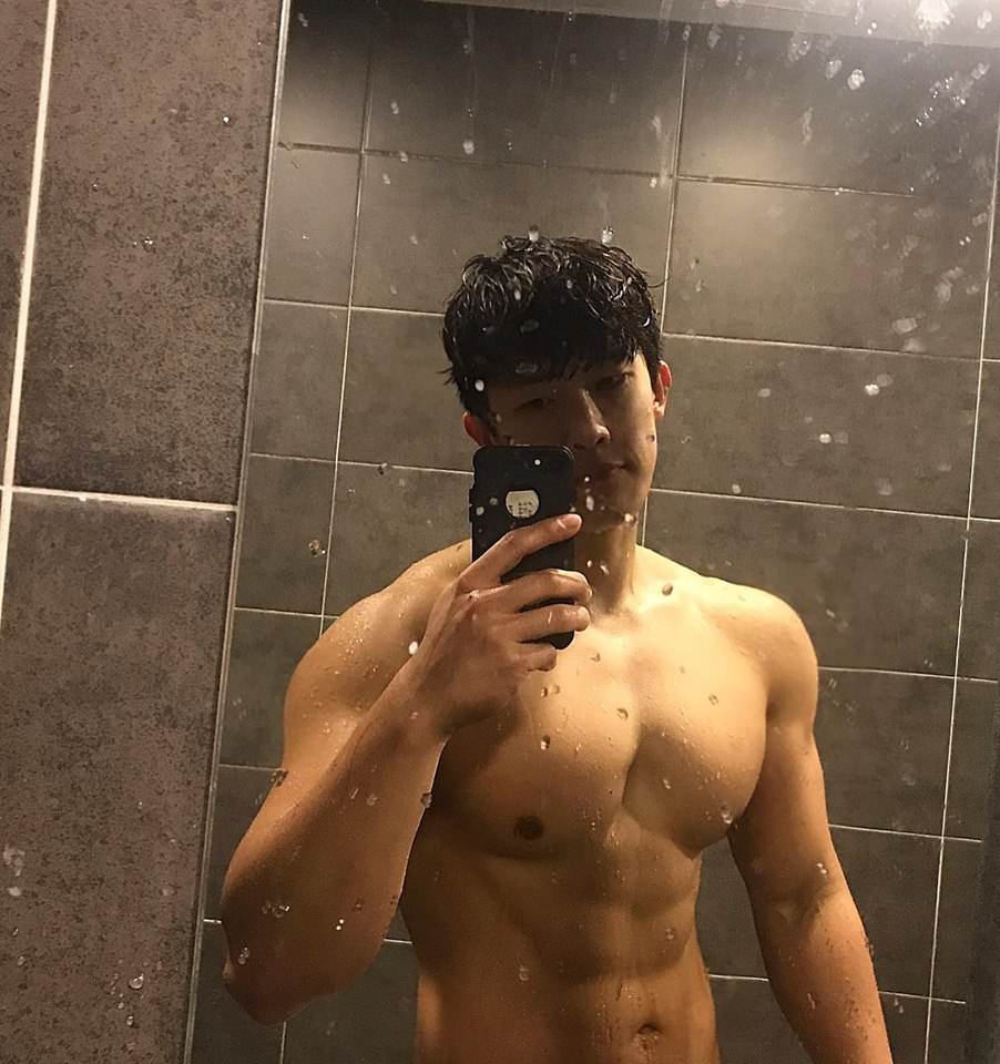 เลียน้ามแตก