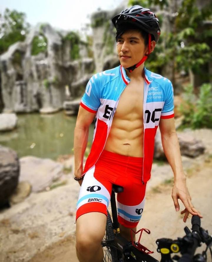 เจเจ ธนศักดิ์