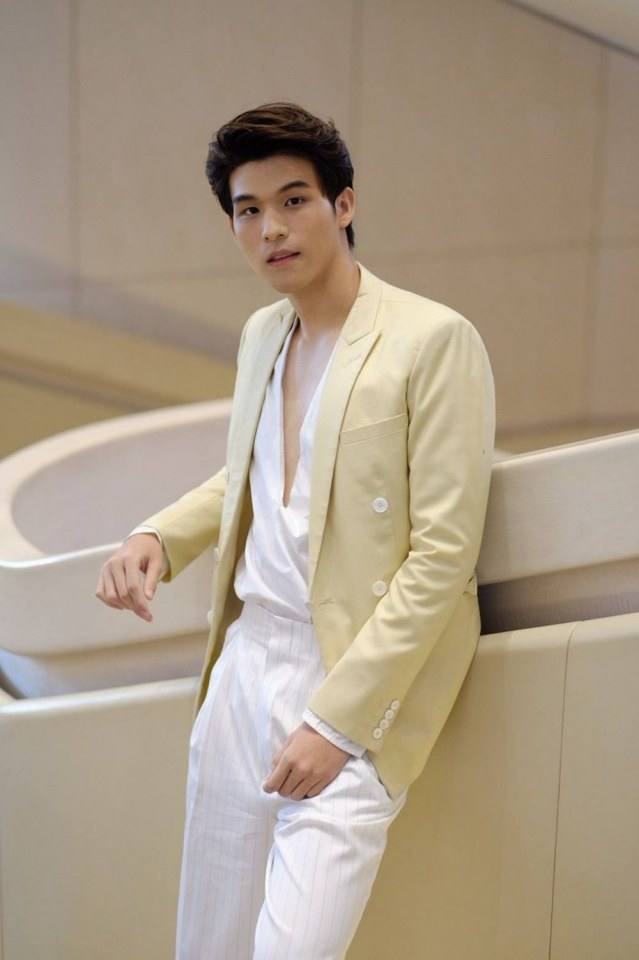 สามีขาวอ่ะ