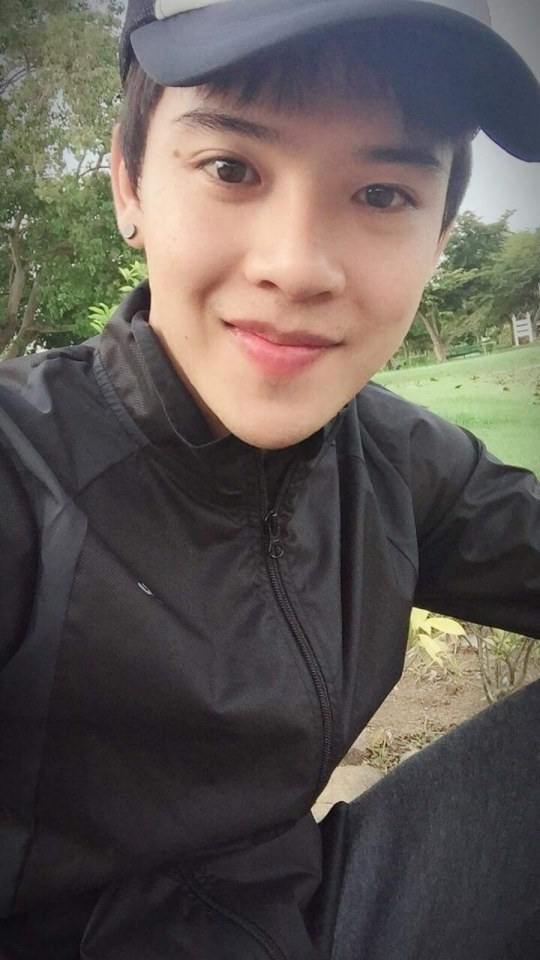 แม็คกี้ ฤทธิศร นักร้องหนุ่มหล่อ