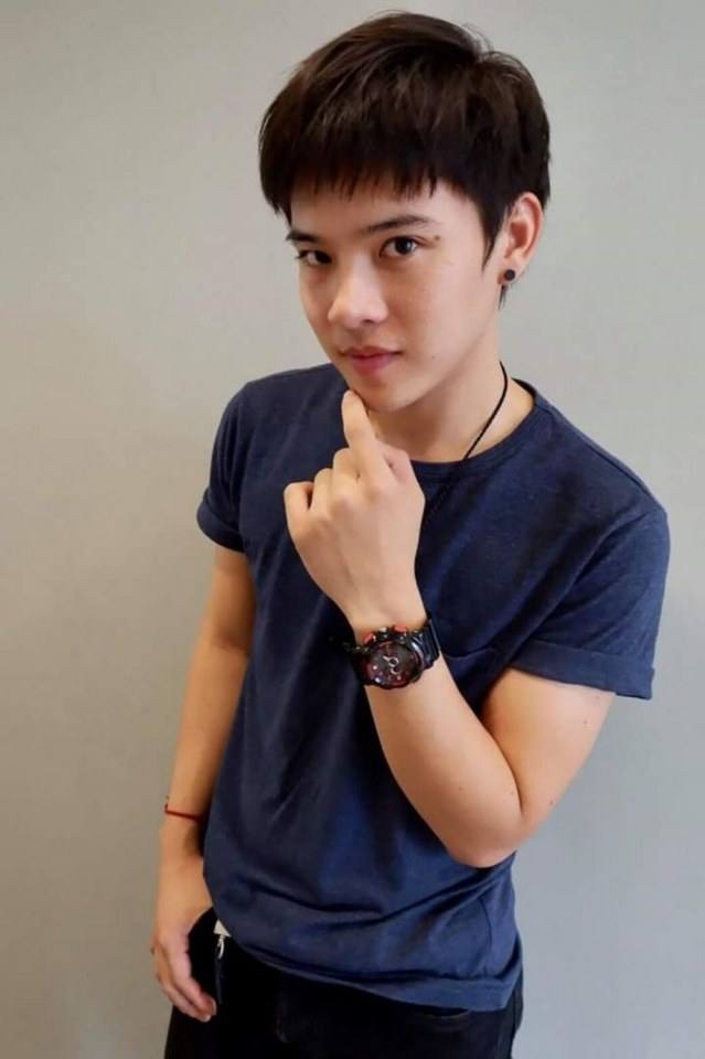 แม็คกี้ ฤทธิศร นักร้องหนุ่มหล่อ