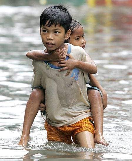 ความทุกข์ระทมของคนลาว