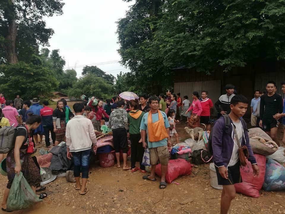 ความทุกข์ระทมของคนลาว