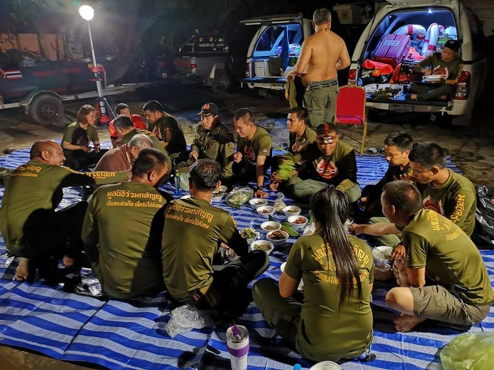ความทุกข์ระทมของคนลาว