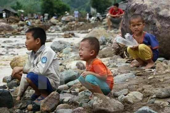 ความทุกข์ระทมของคนลาว