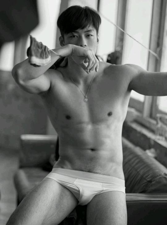 โอปป้า big size Kwan Wai Kin
