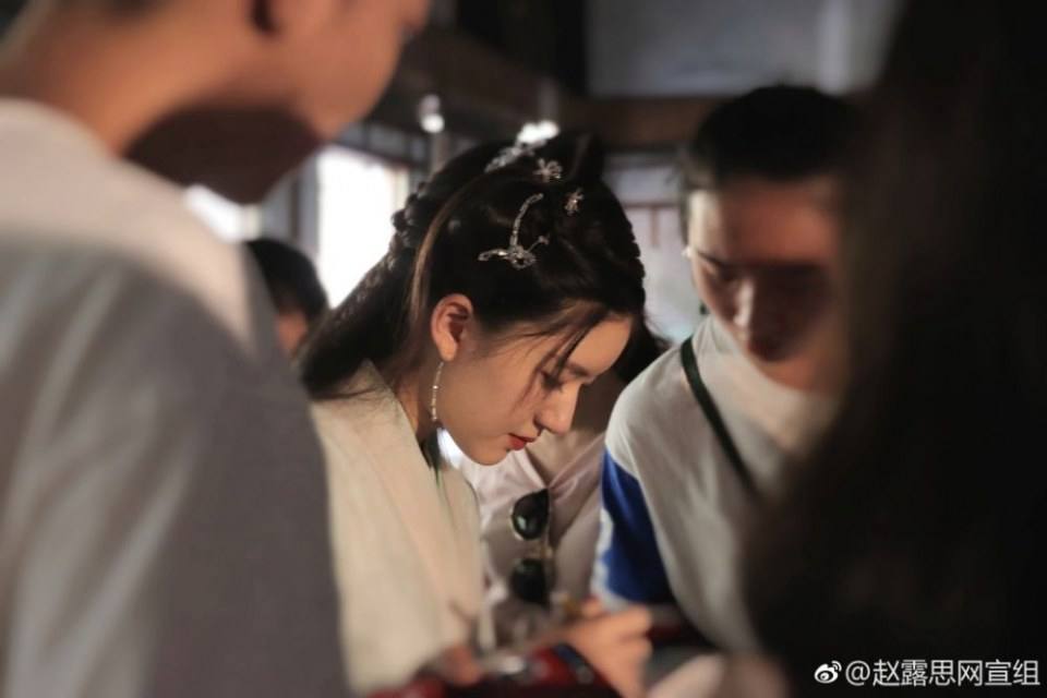 ละคร CHUAN YUE ZHI TIAN LEI YI BU 《穿越之天雷一部》 2018 3