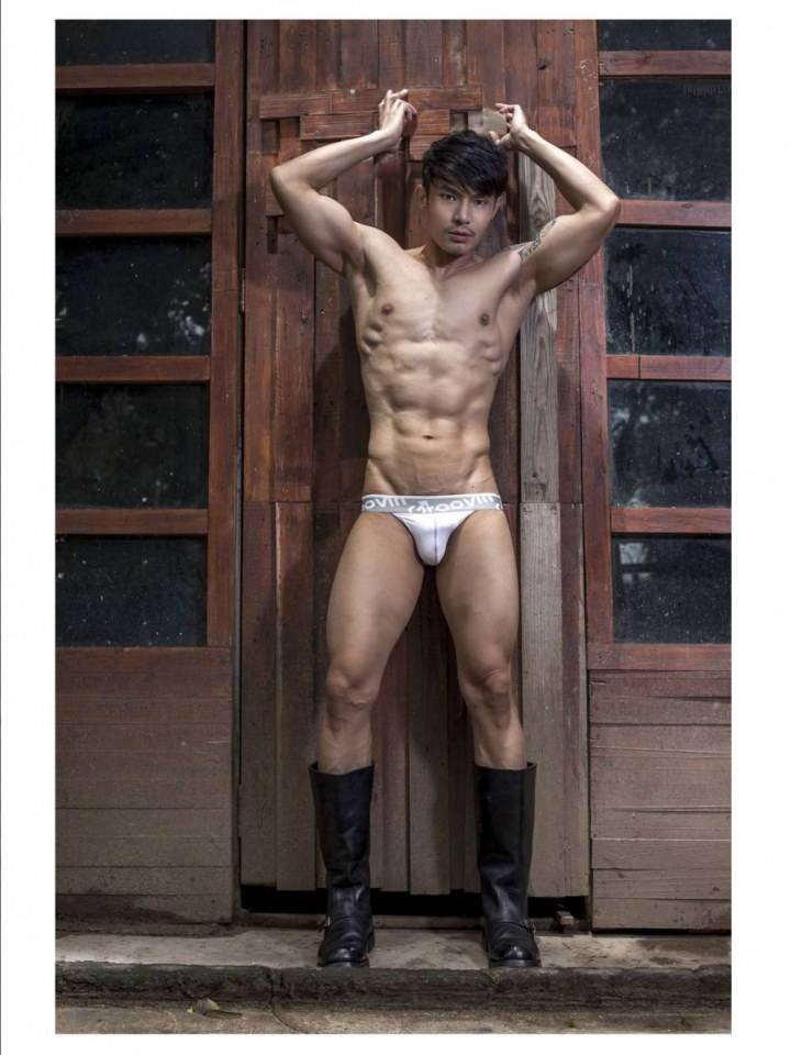 เข้มๆไทยๆ Warutpan Tanayuwat