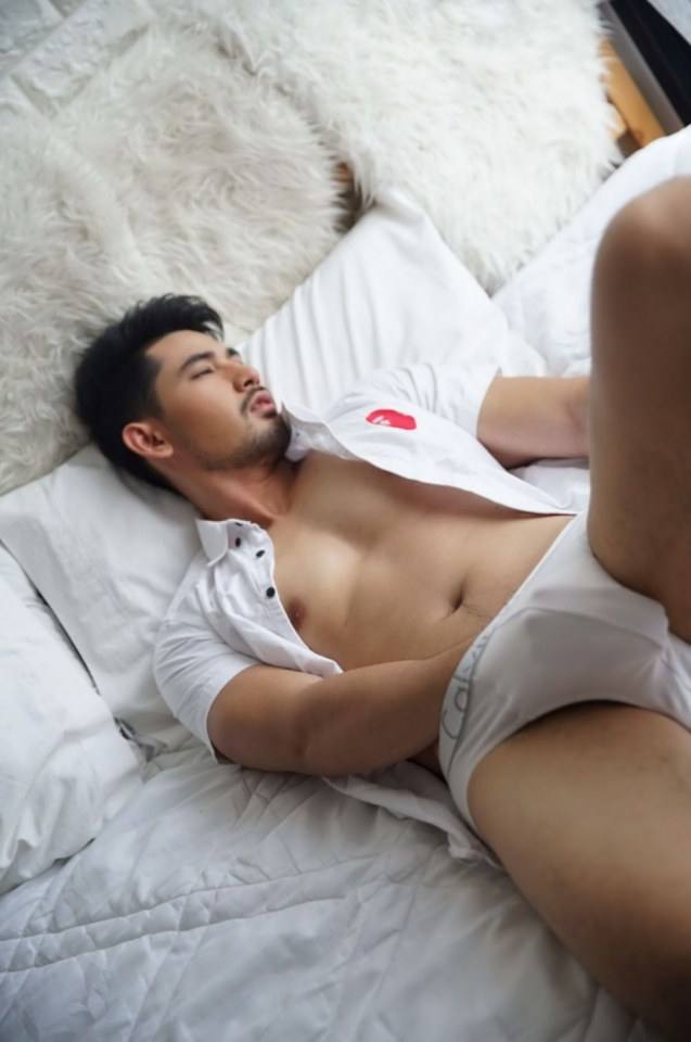 ถอดโชว์เรือนร่าง 2277